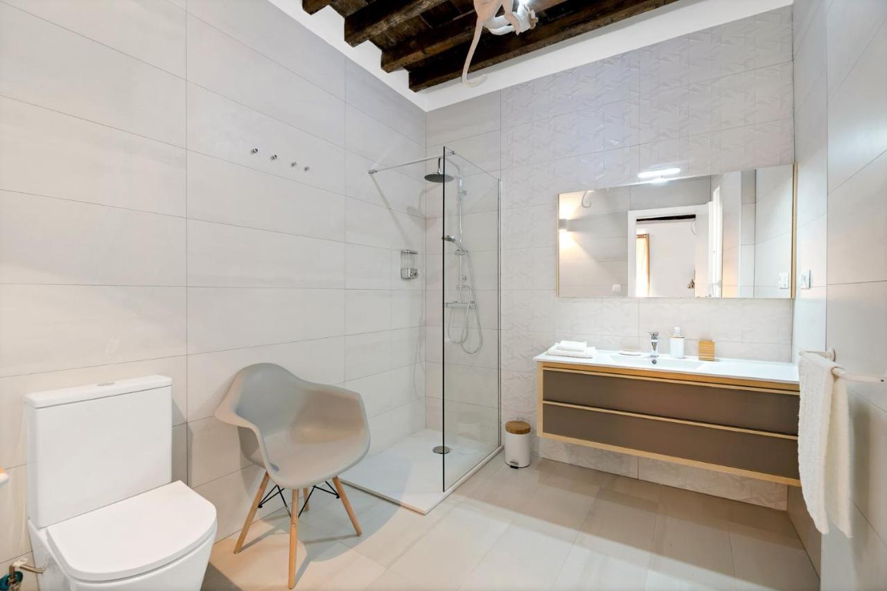 Urban Rose , Superb Private House In Historical Center, With Sunny Rooftop Malaga Exterior photo